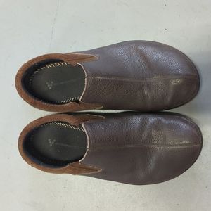 Vivo Barefoot slip ons